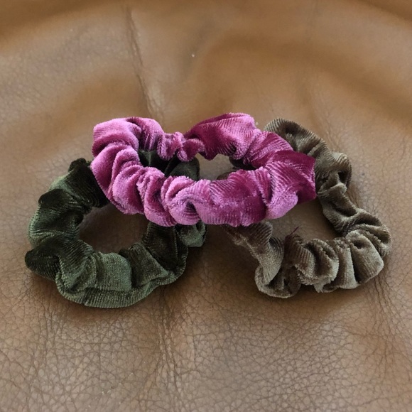 Velvet Scrunchies / Hair Ties / Ponytail Set of 3 - Picture 8 of 8